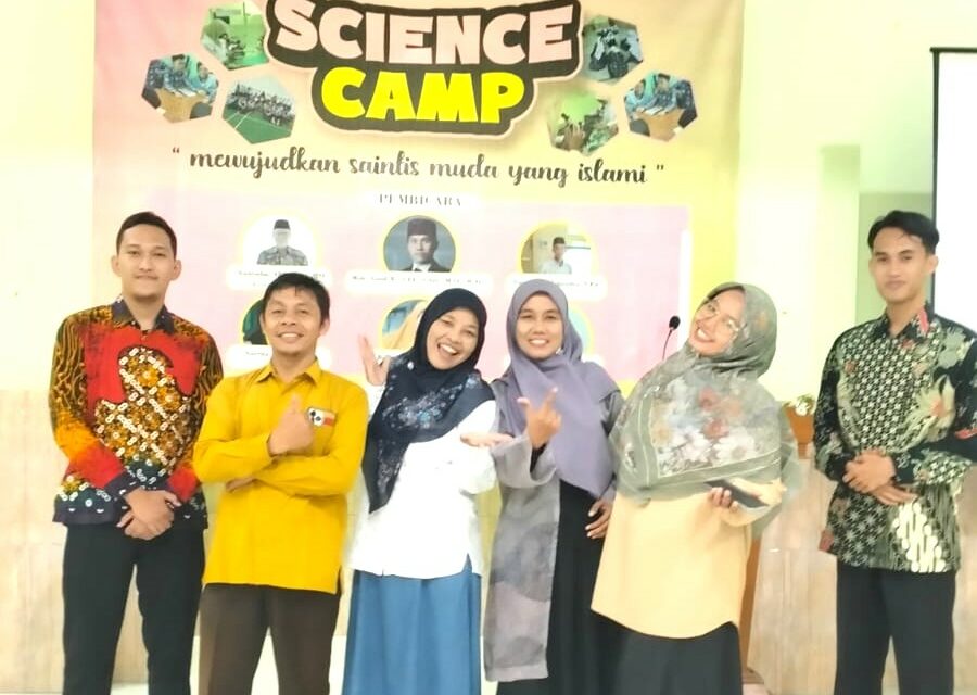 MTs Muhammadiyah Karangkajen Sukses Gelar Science Camp 2025: Cetak Saintis Muda yang Islami
