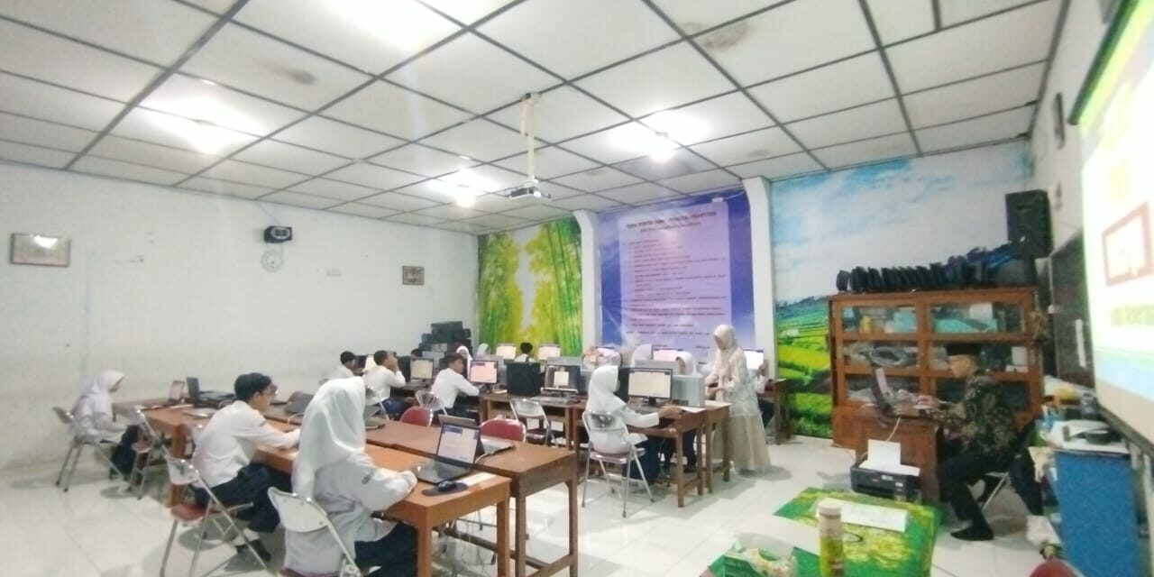 MTs Muhammadiyah Unggulan Karangkajen Sukses Gelar Asesmen Nasional