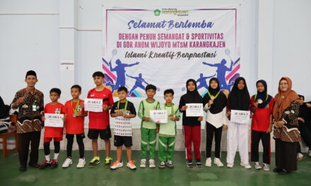 MTs Muhammadiyah Unggulan Karangkajen Sukses Gelar Lomba Bulutangkis Pekan Kompetisi Madrasah 2025