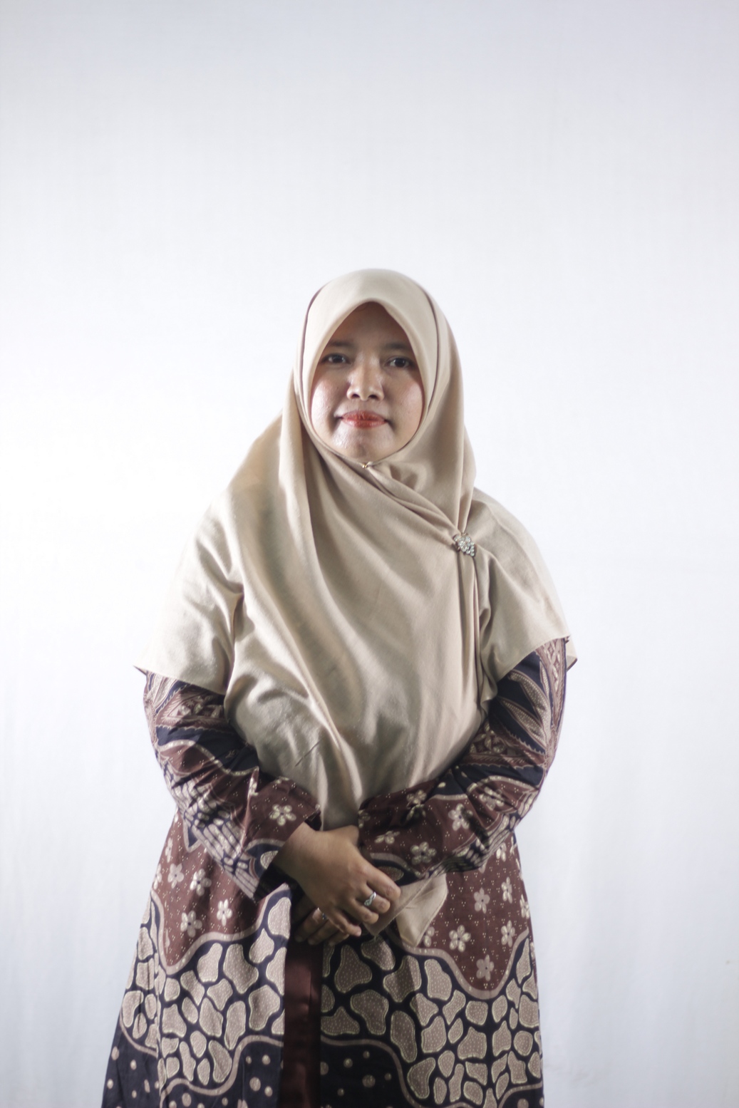 Euis Hidayati, M.Pd.