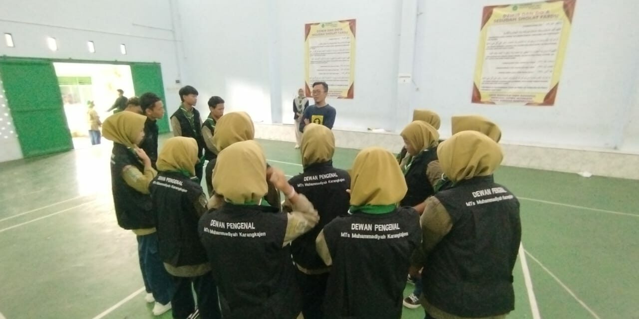 MTs Muhammadiyah Karangkajen Gelar Pembekalan Dewan Satuan Hizbul Wathan Tahun 2025/2026