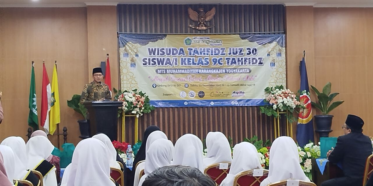 Wisuda Tahfidz Juz 30 Kelas 9C MTs Muhammadiyah Karangkajen Digelar Khidmat