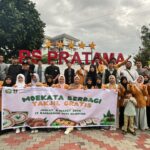 IPM MTs Muhammadiyah Karangkajen Tebar 600 Paket Takjil di Pertigaan Tungkak